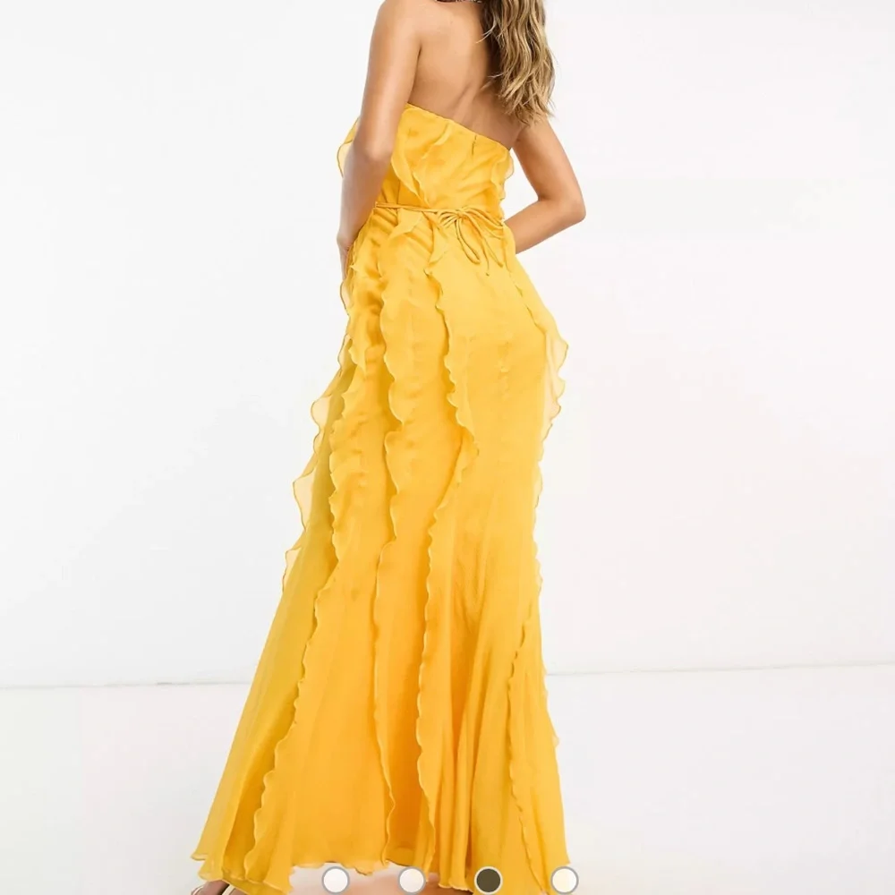 NEW! Bandeau Ruffle Dress!! - Picture 2 of 3